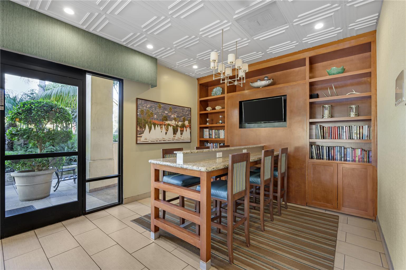 Best Western Plus South Coast Inn Image