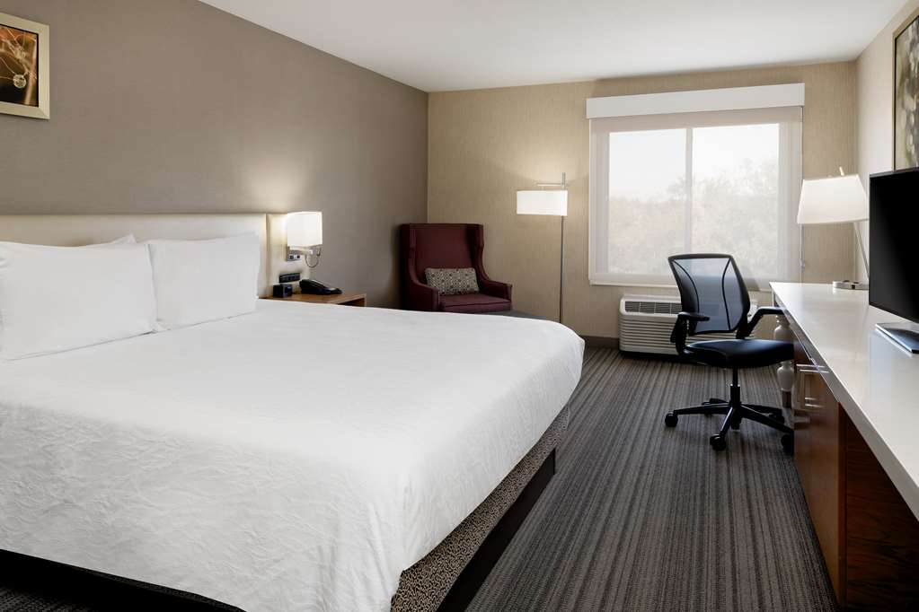Hilton Garden Inn Roseville Image