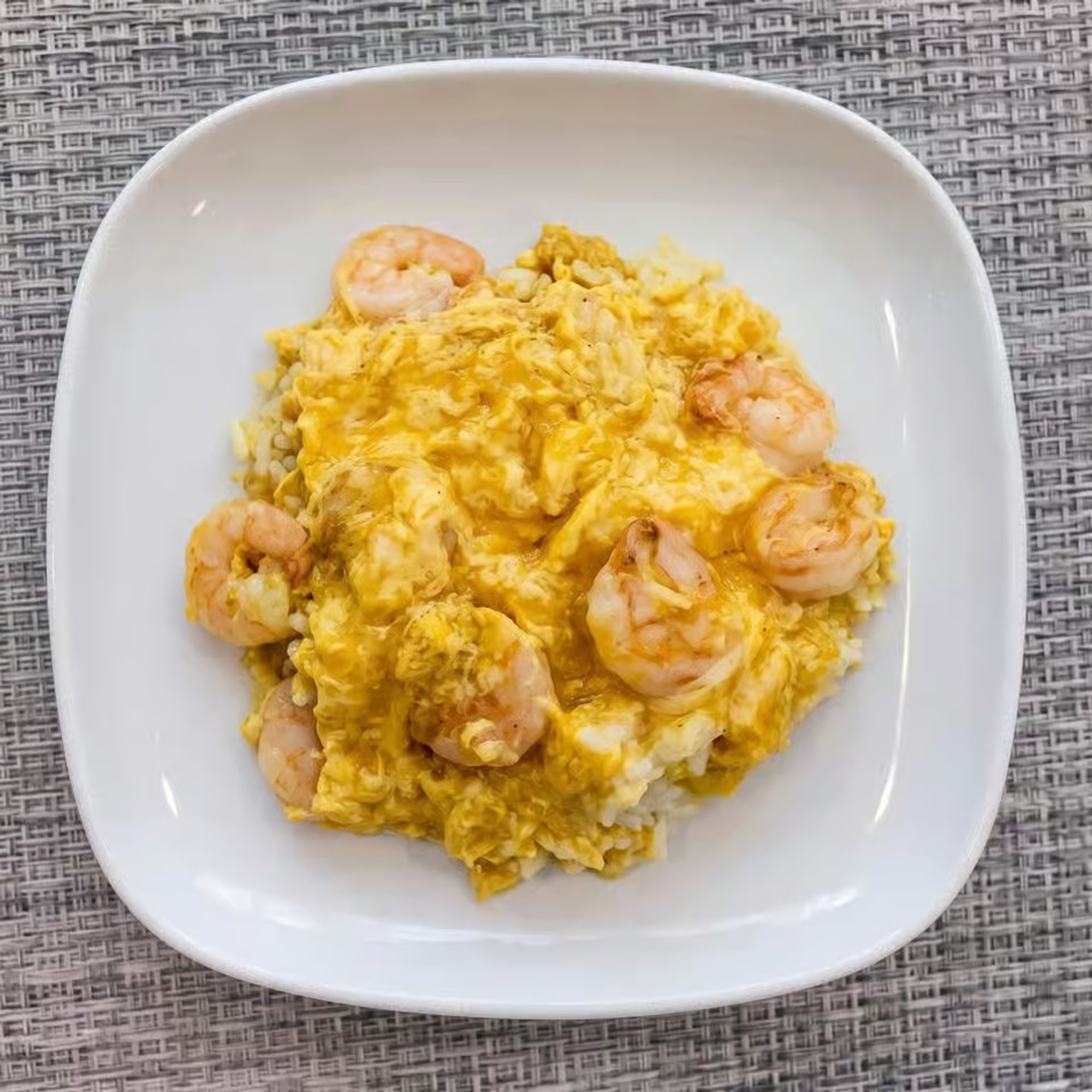 Shrimp with Egg on Rice / 滑蛋蝦球飯