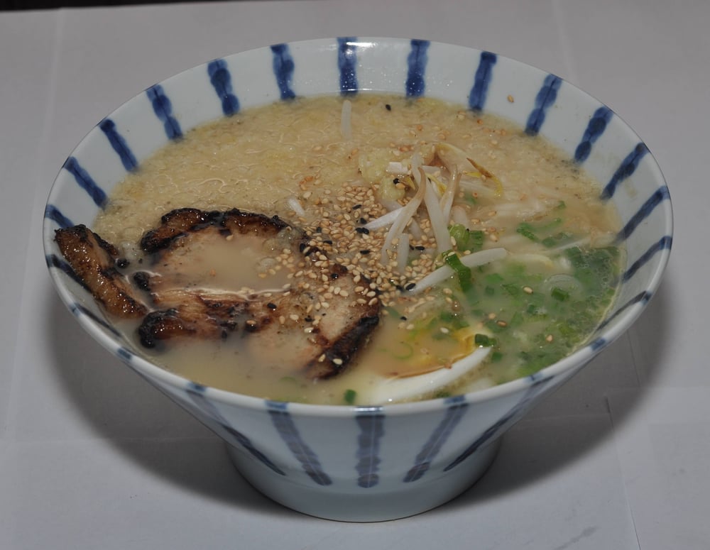 TONKOTSU RAMEN