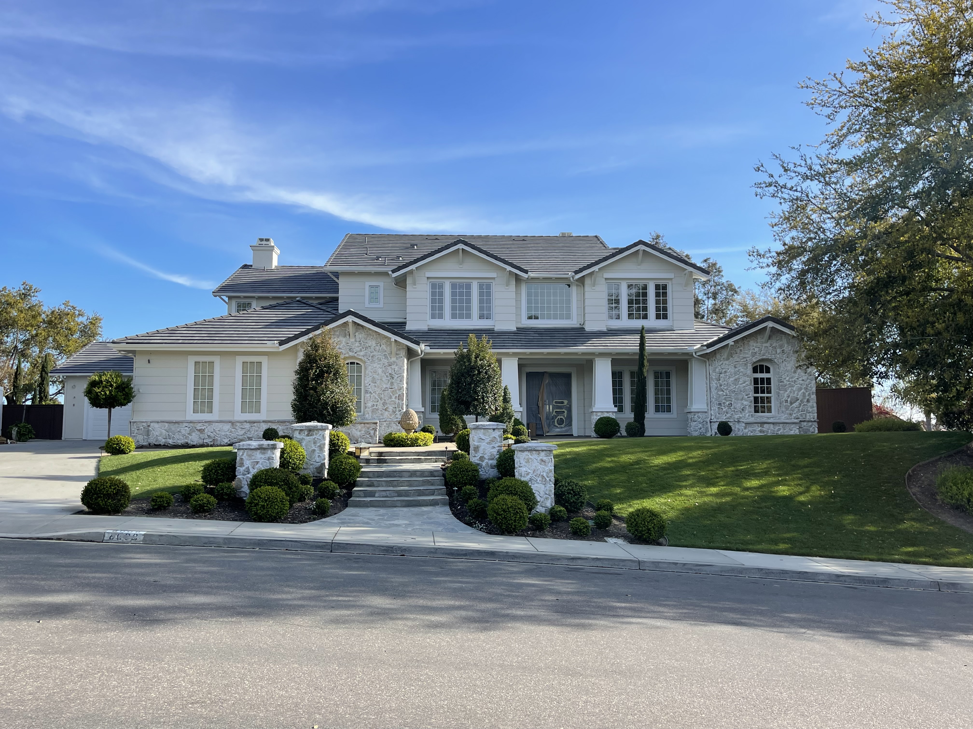 Elevated Decks & Patios Image