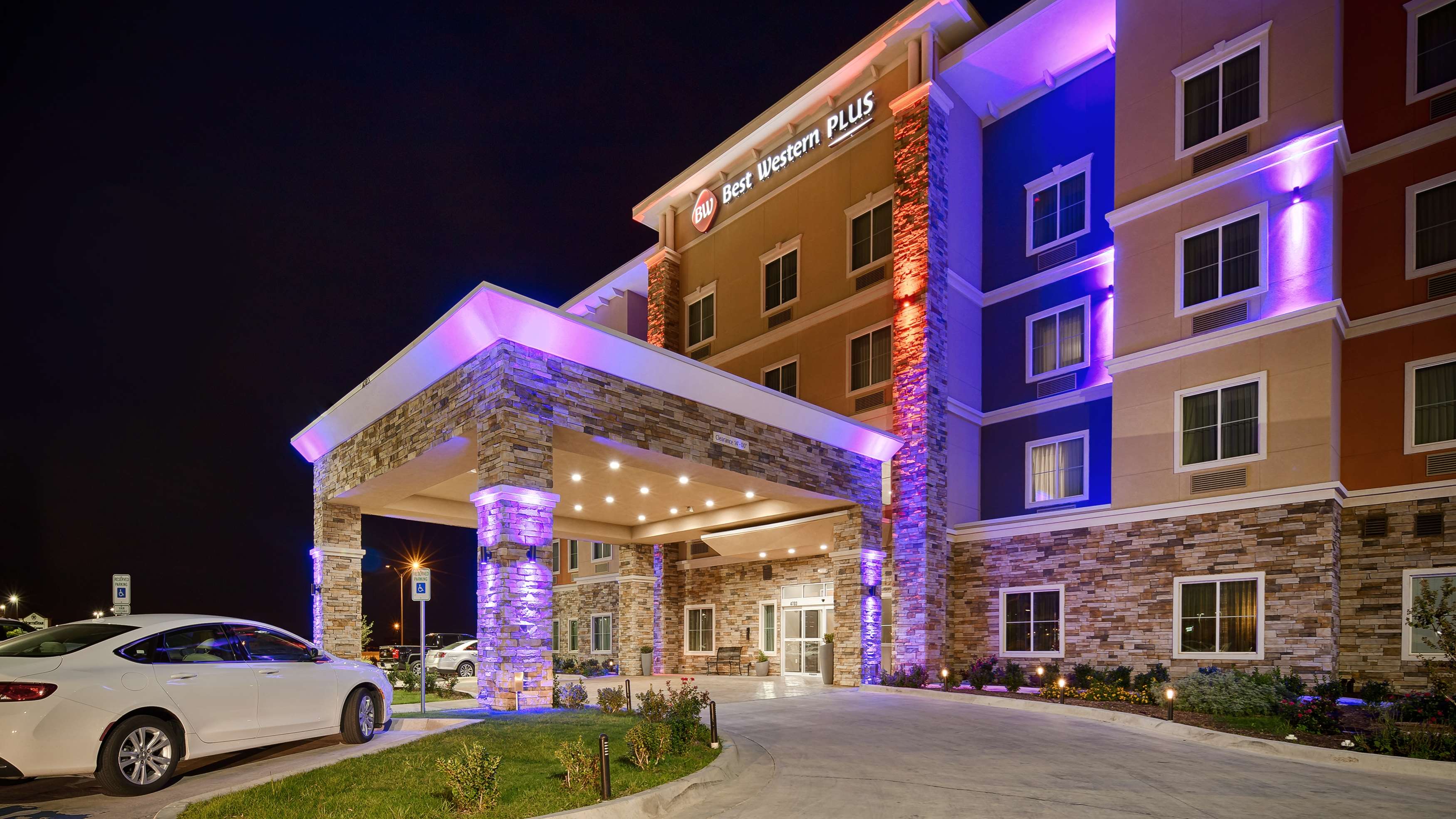 Best Western Plus Tech Medical Center Inn Photo