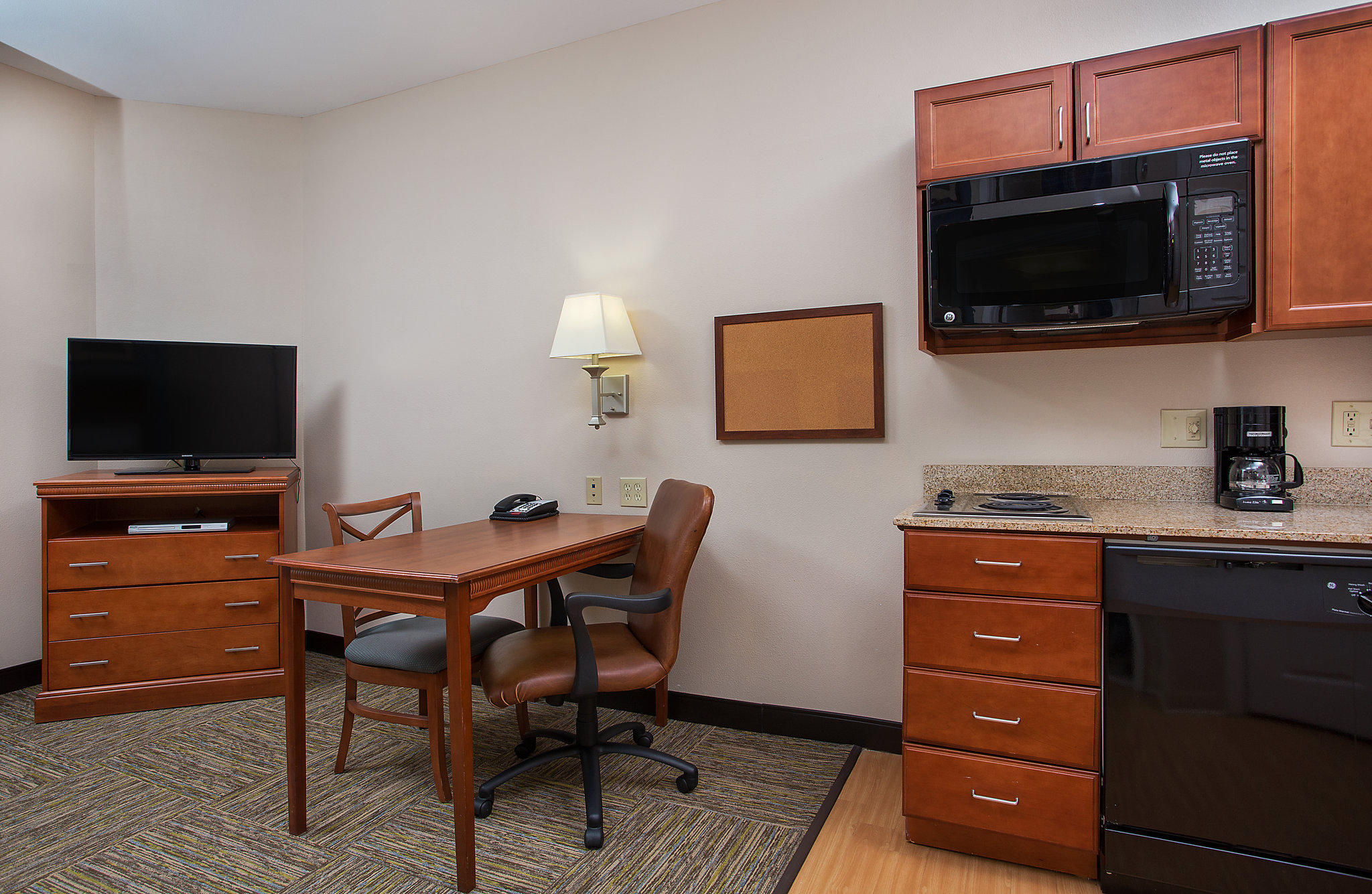 Candlewood Suites Tuscaloosa Photo