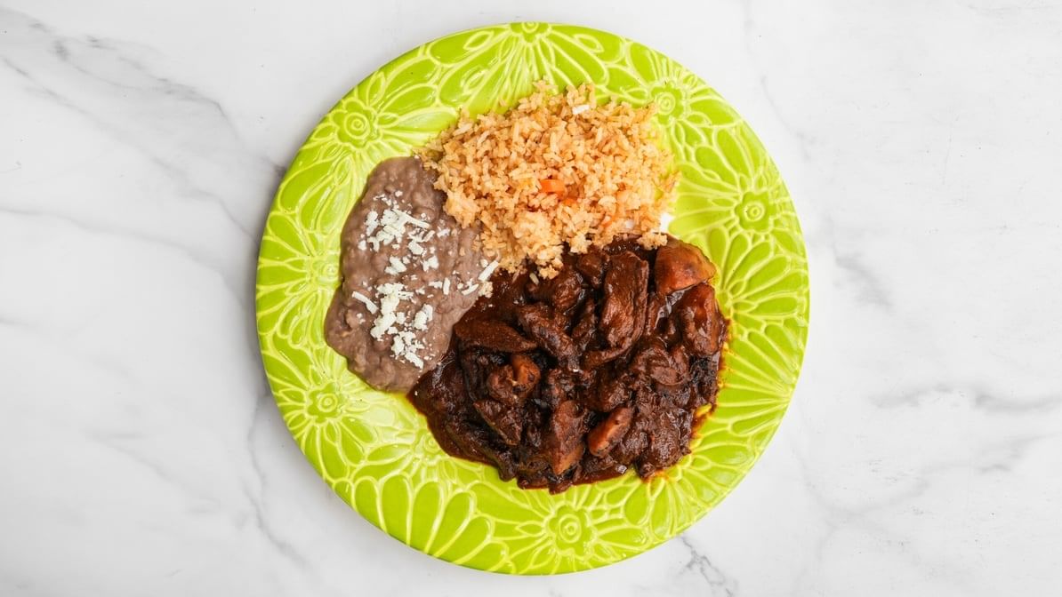 Carne en Chile Pasilla / Meat in Pasilla Chili