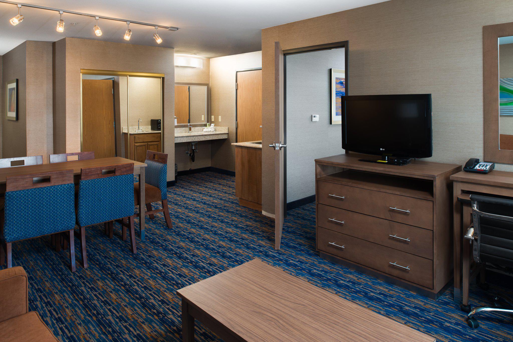 Holiday Inn Express Rocklin - Galleria Area Photo