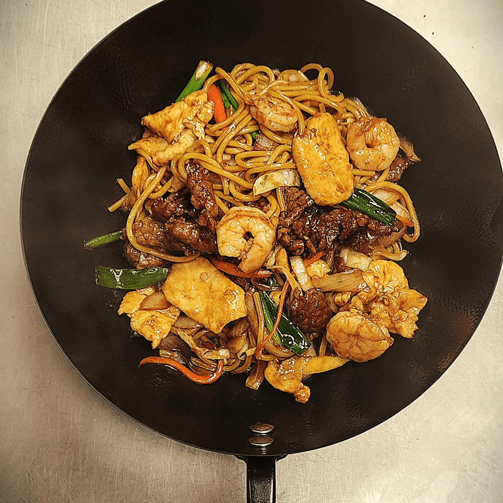 Combo Lo Mein Lunch