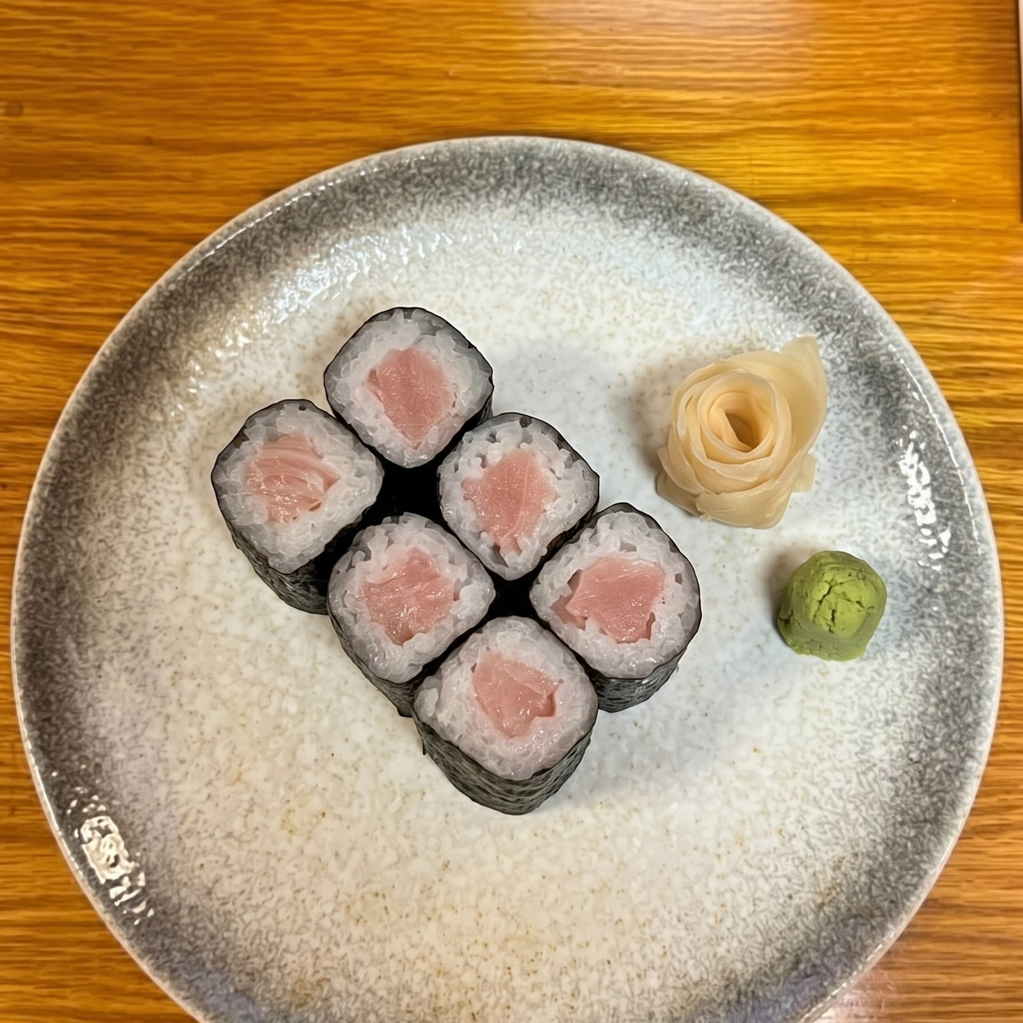 Maki Yellowtail Roll