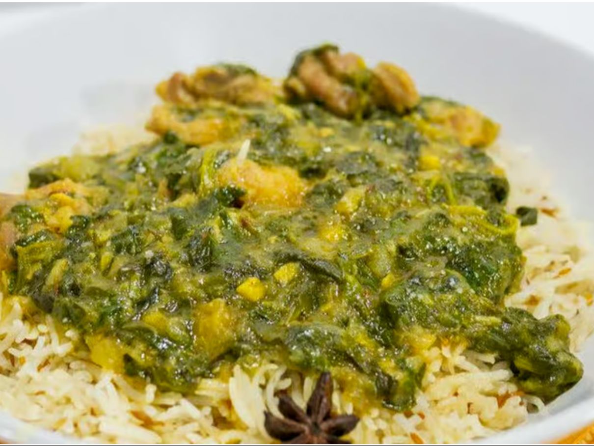 4. Chicken Saag