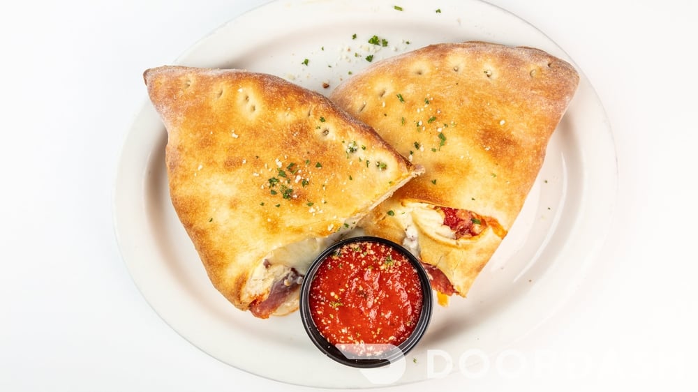 The Trio Calzone