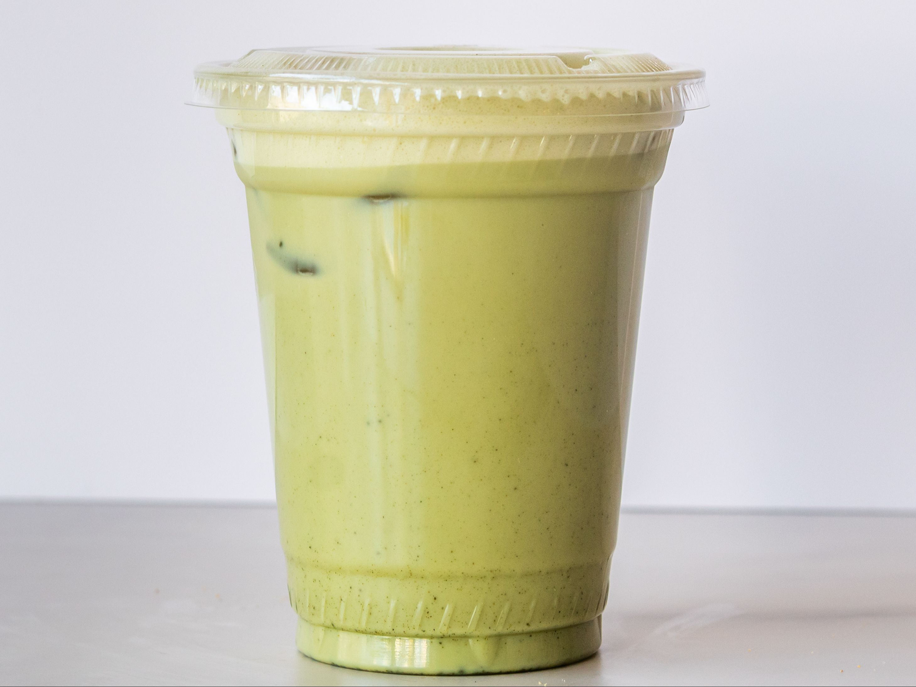 20 oz Iced Matcha Latte