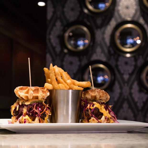 Images Latitude Bar & Grill