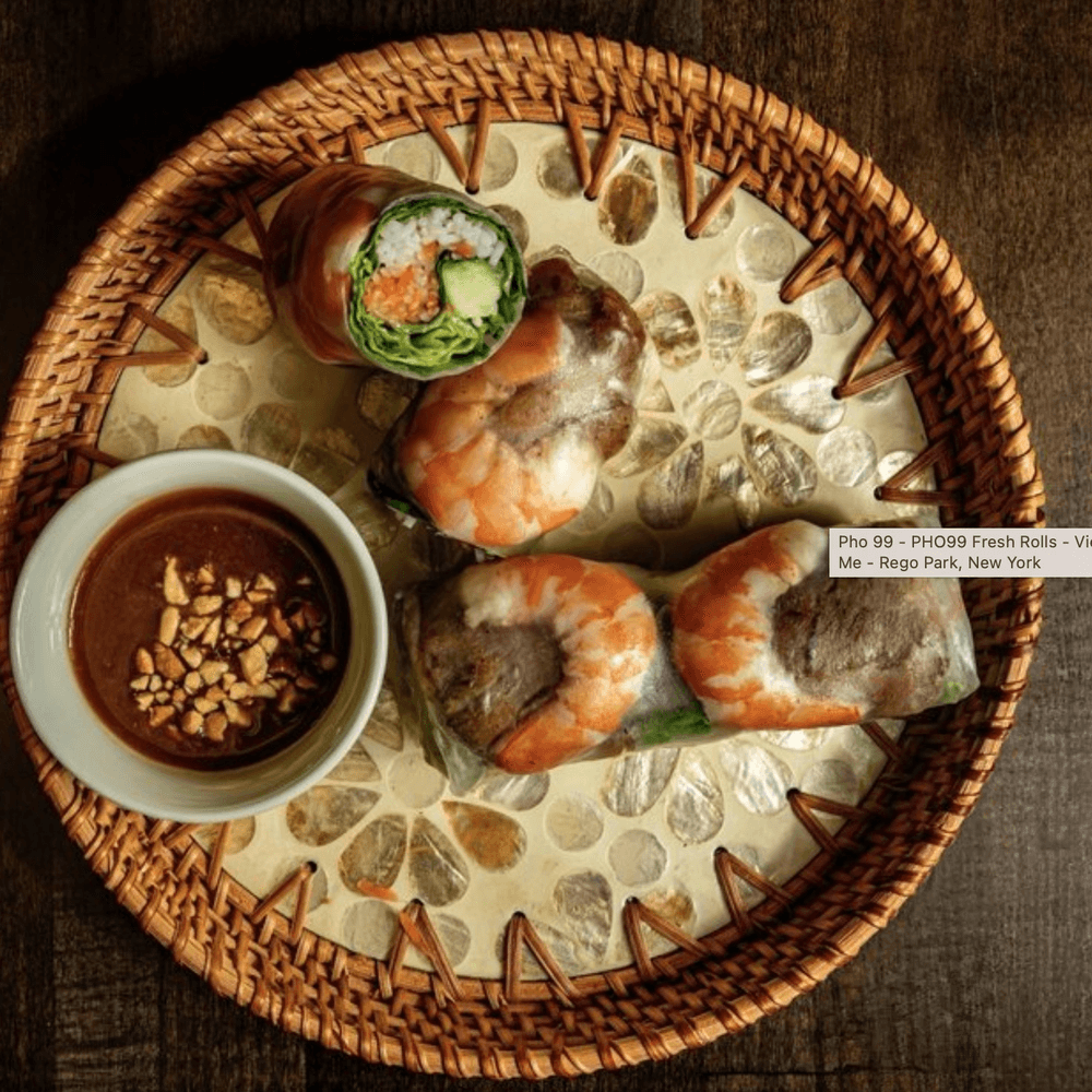 Royale Fresh Rolls – Gỏi Cuốn Đặc Biệt (2 pcs)