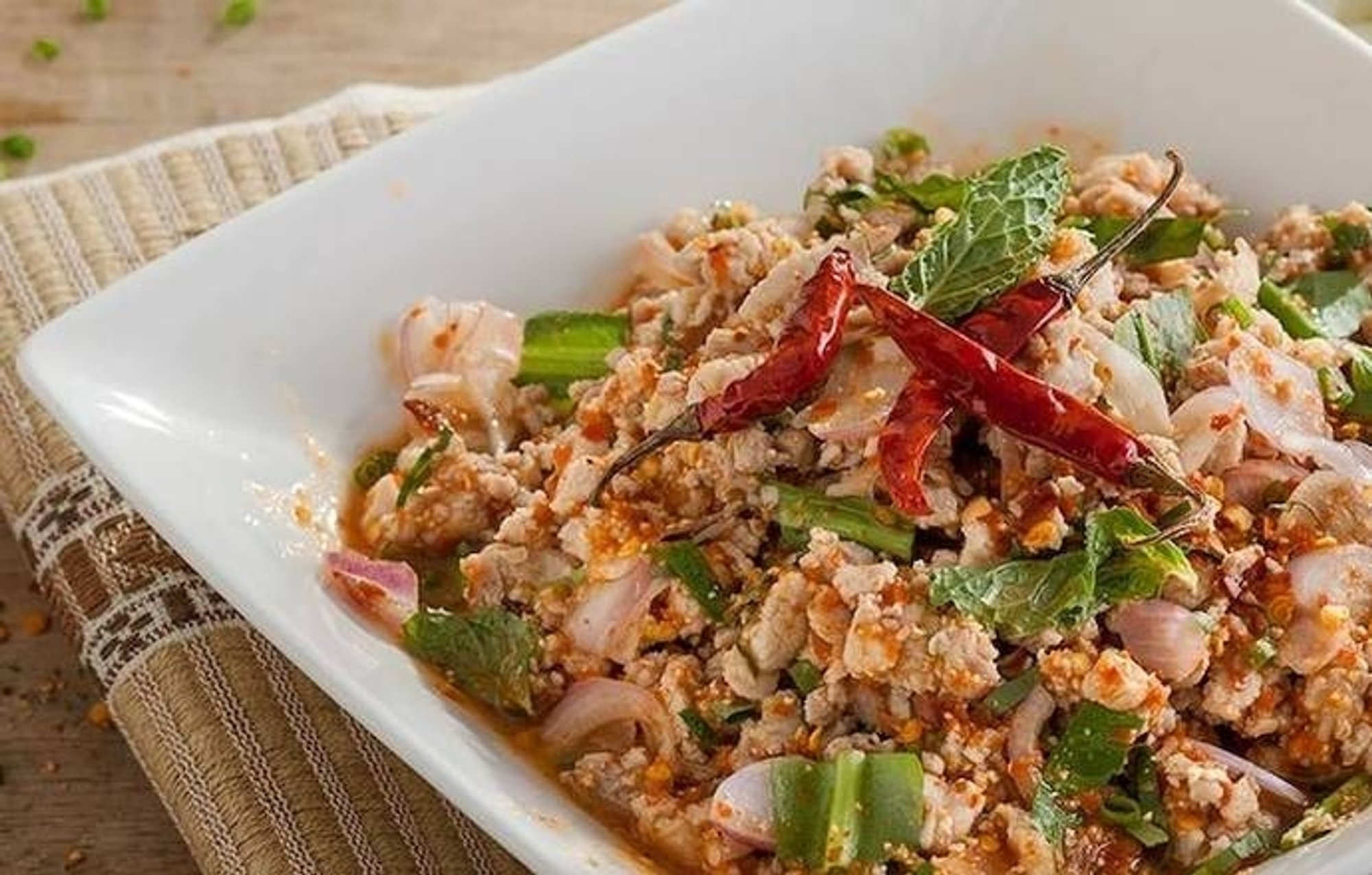 Larb Kai