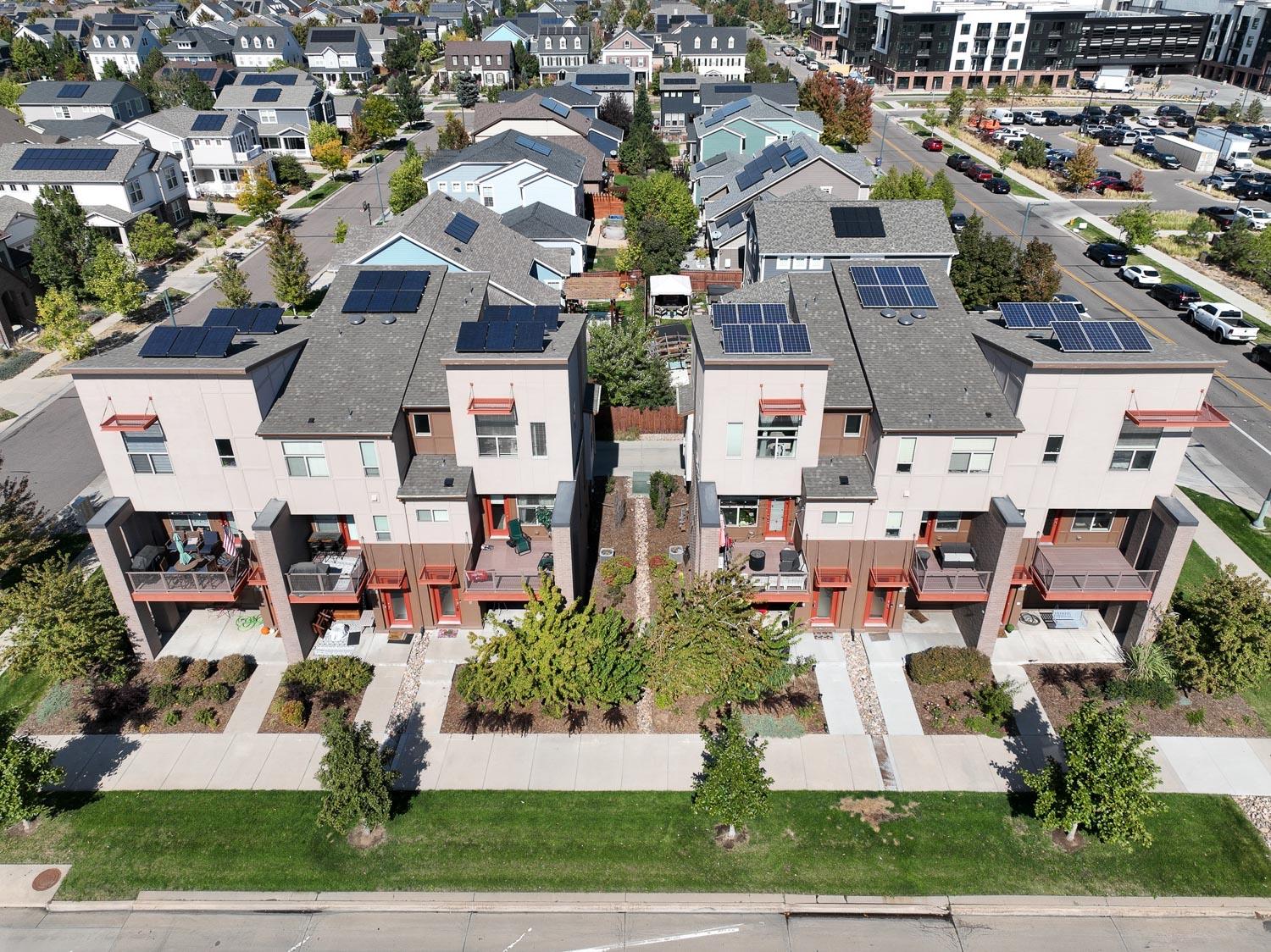 ELK Roofing & Construction Image