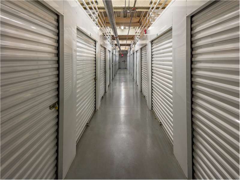 Images Extra Space Storage