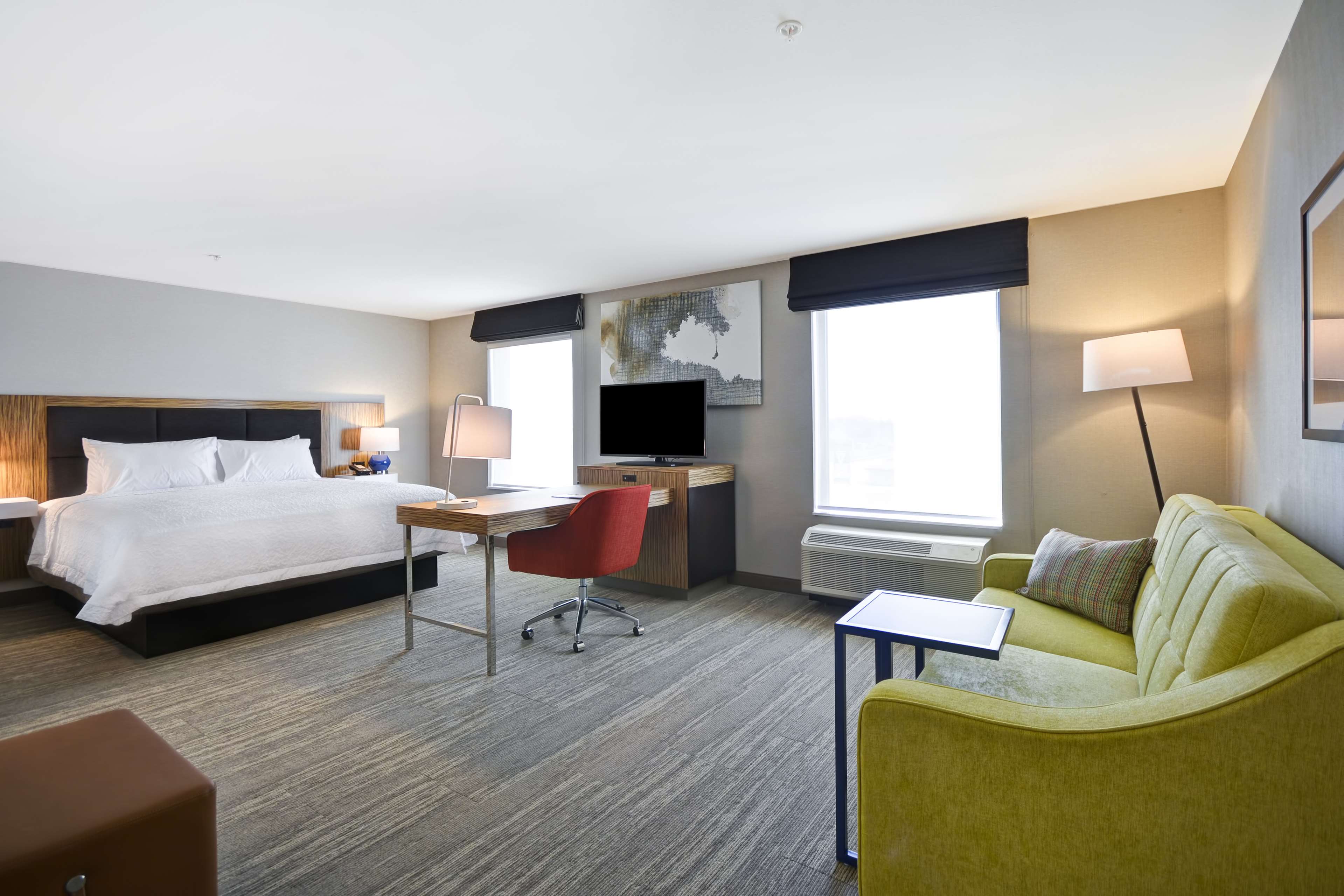 Guest room