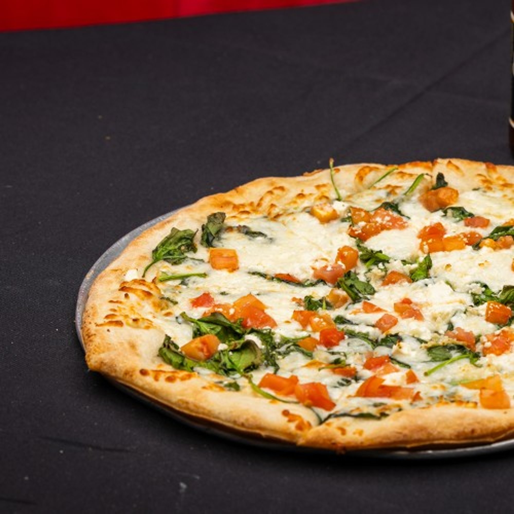 Roma Spinach Pizza (Large)
