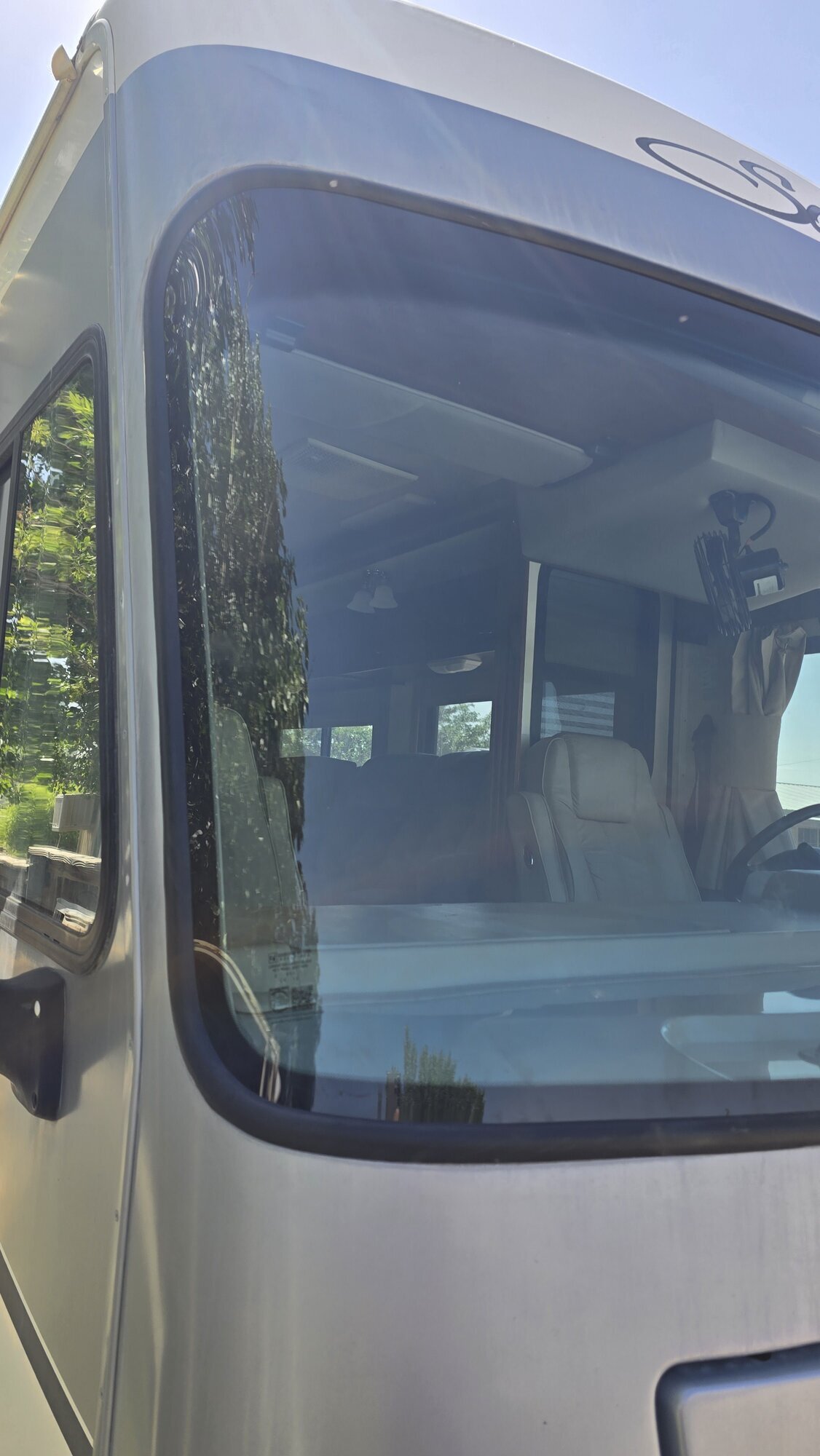 Precision RV Glass LLC Image