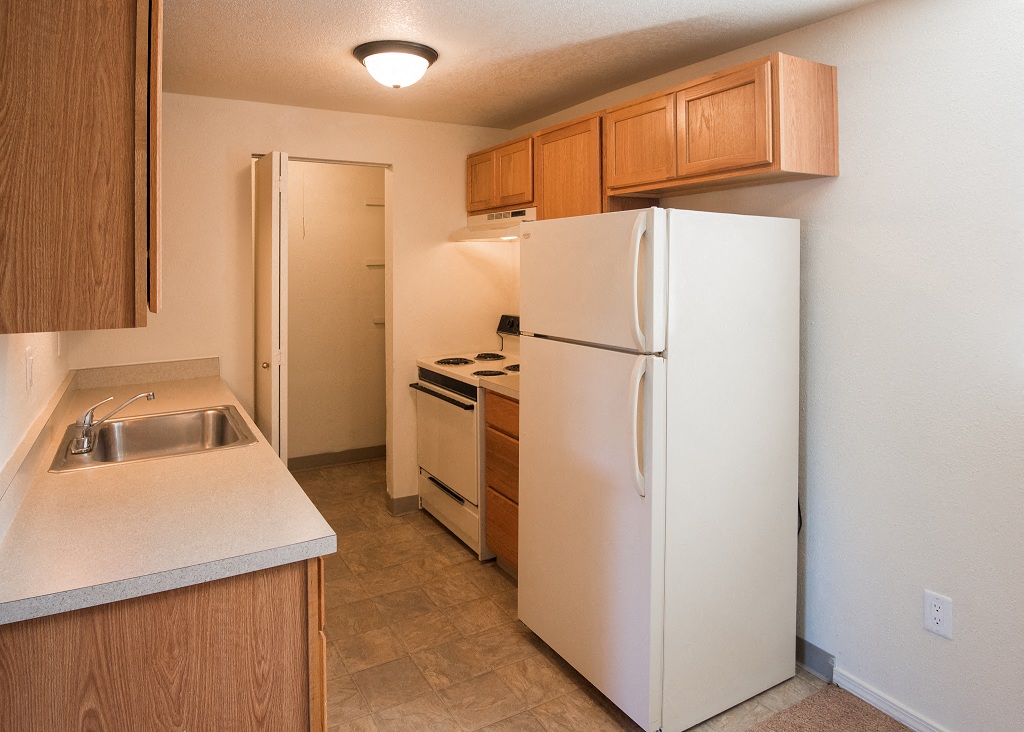 Cedar Lane & Garden Glen Apartments