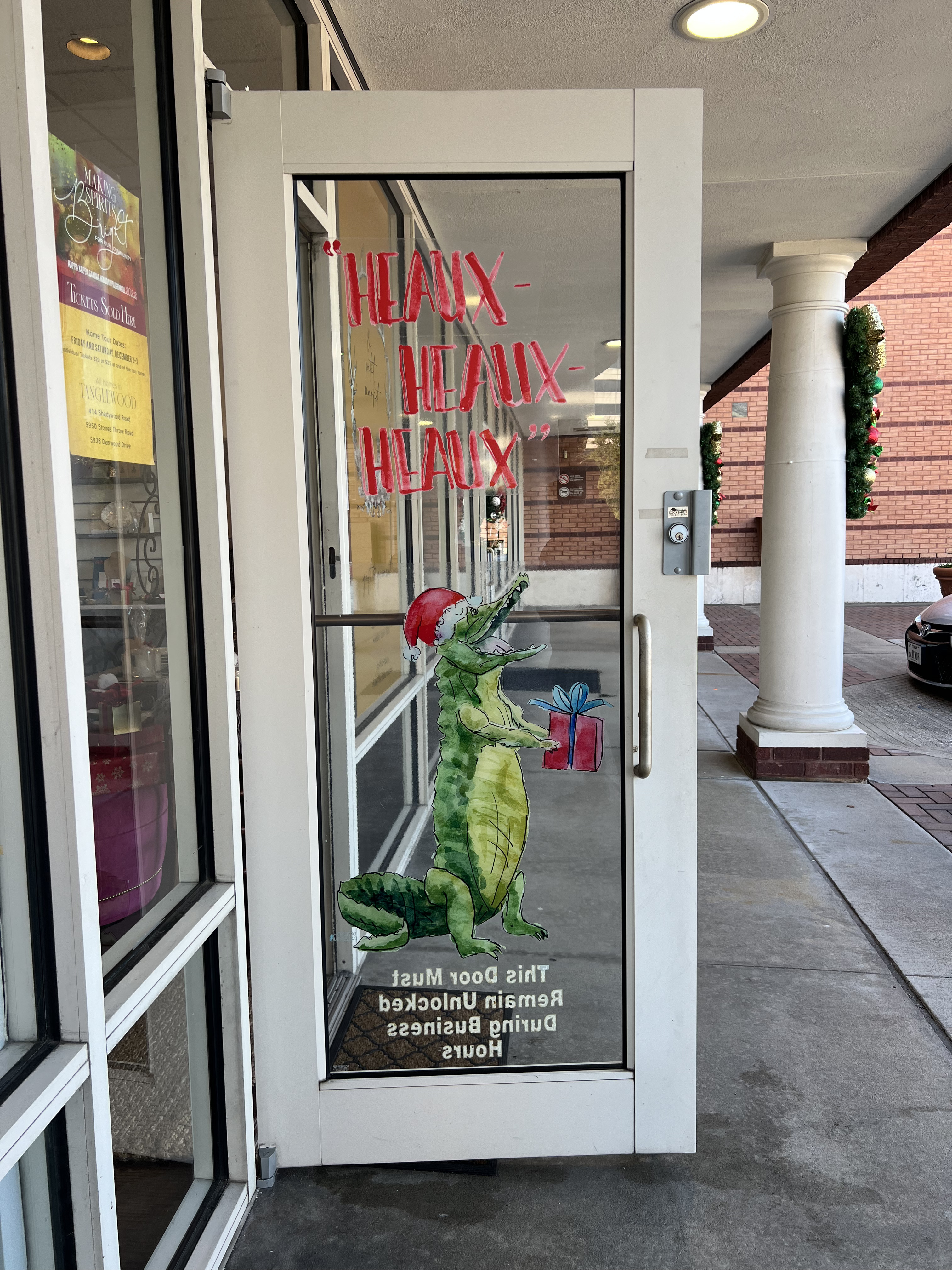 Vici Graphics & Decor, LLC Image