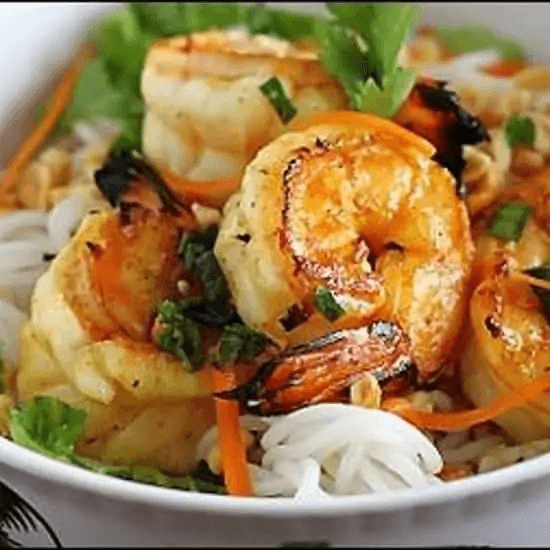 60. Thin Vermicelli with Grilled Shrimp / Bánh Hỏi Tôm Nướng