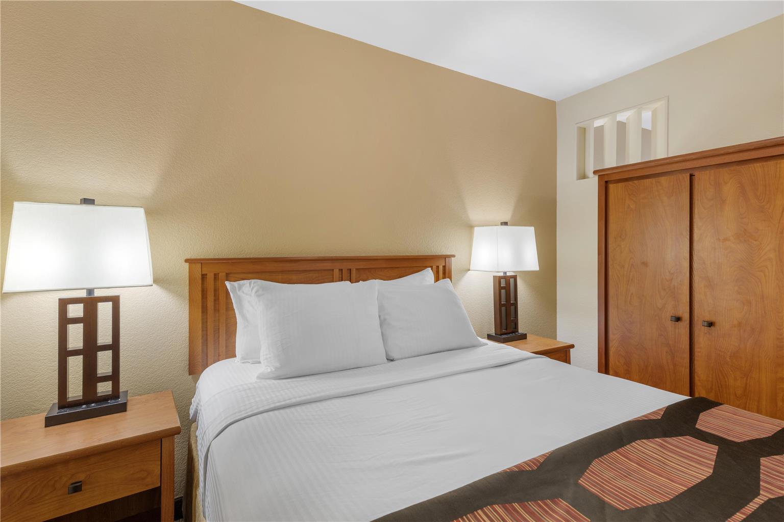 Best Western Plains Motel Image