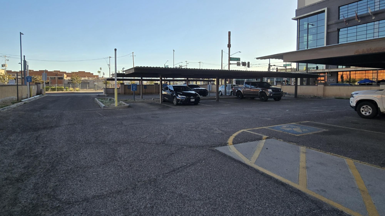 LAZ Parking - 101 S Central Ave