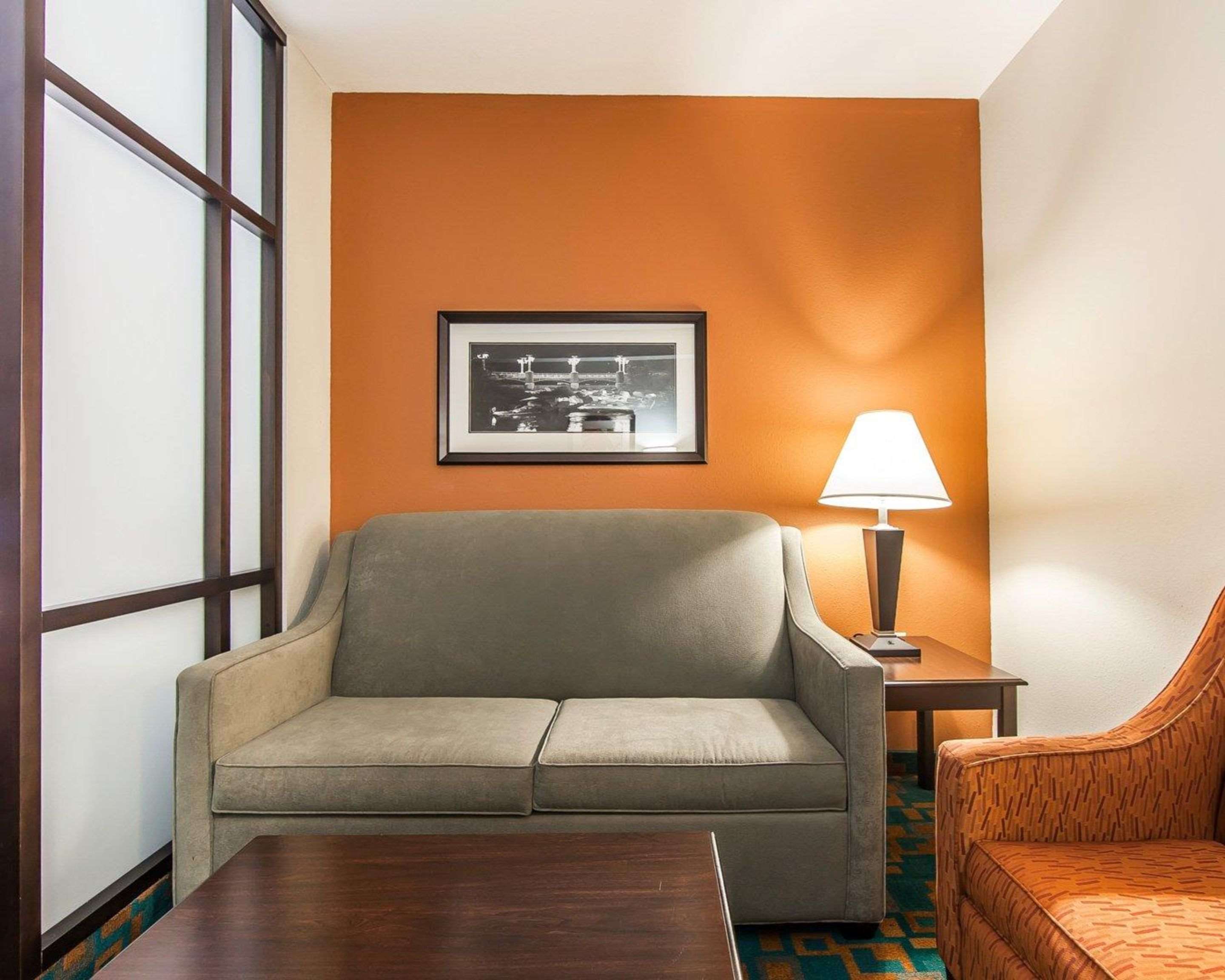 Comfort Suites Knoxville West - Farragut Photo