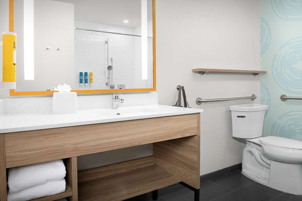 Tru by Hilton Jacksonville Airport I-95 Image