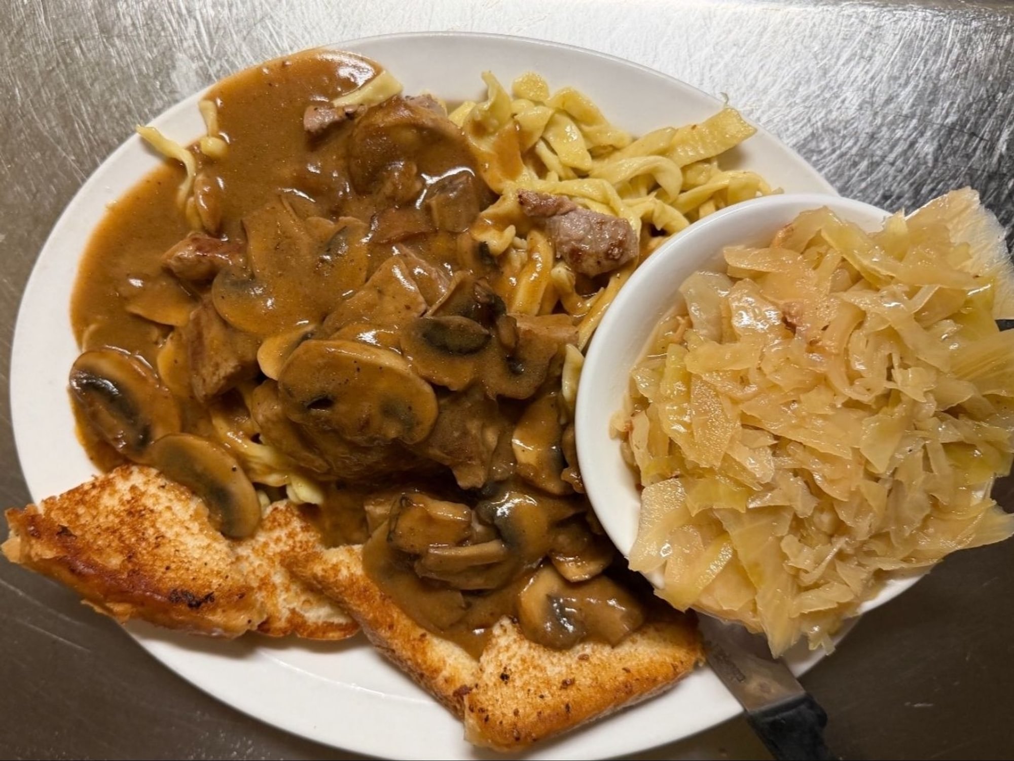 Sirloin Tips Over Kluski Noodles