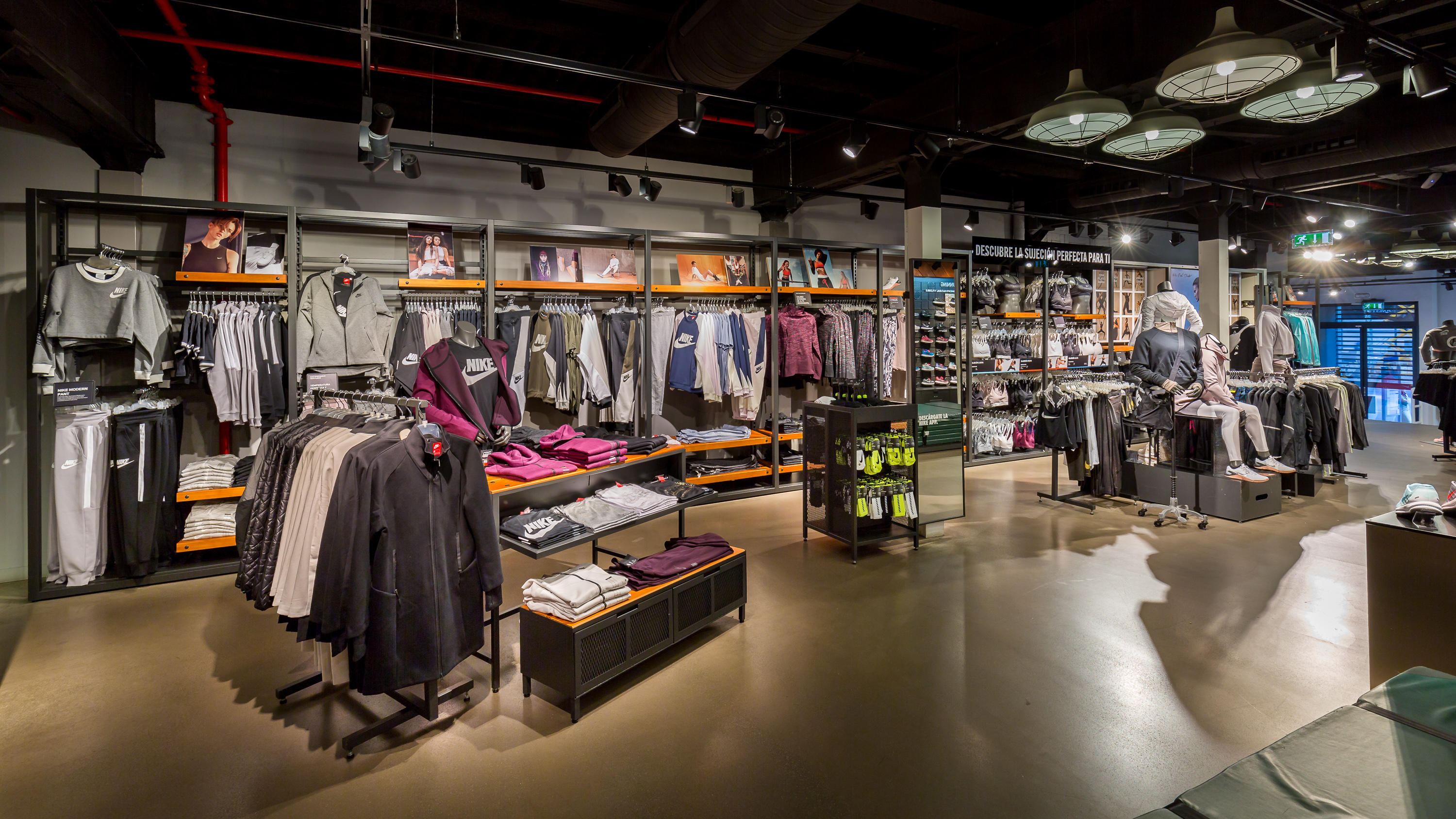 Images Nike Store Serrano