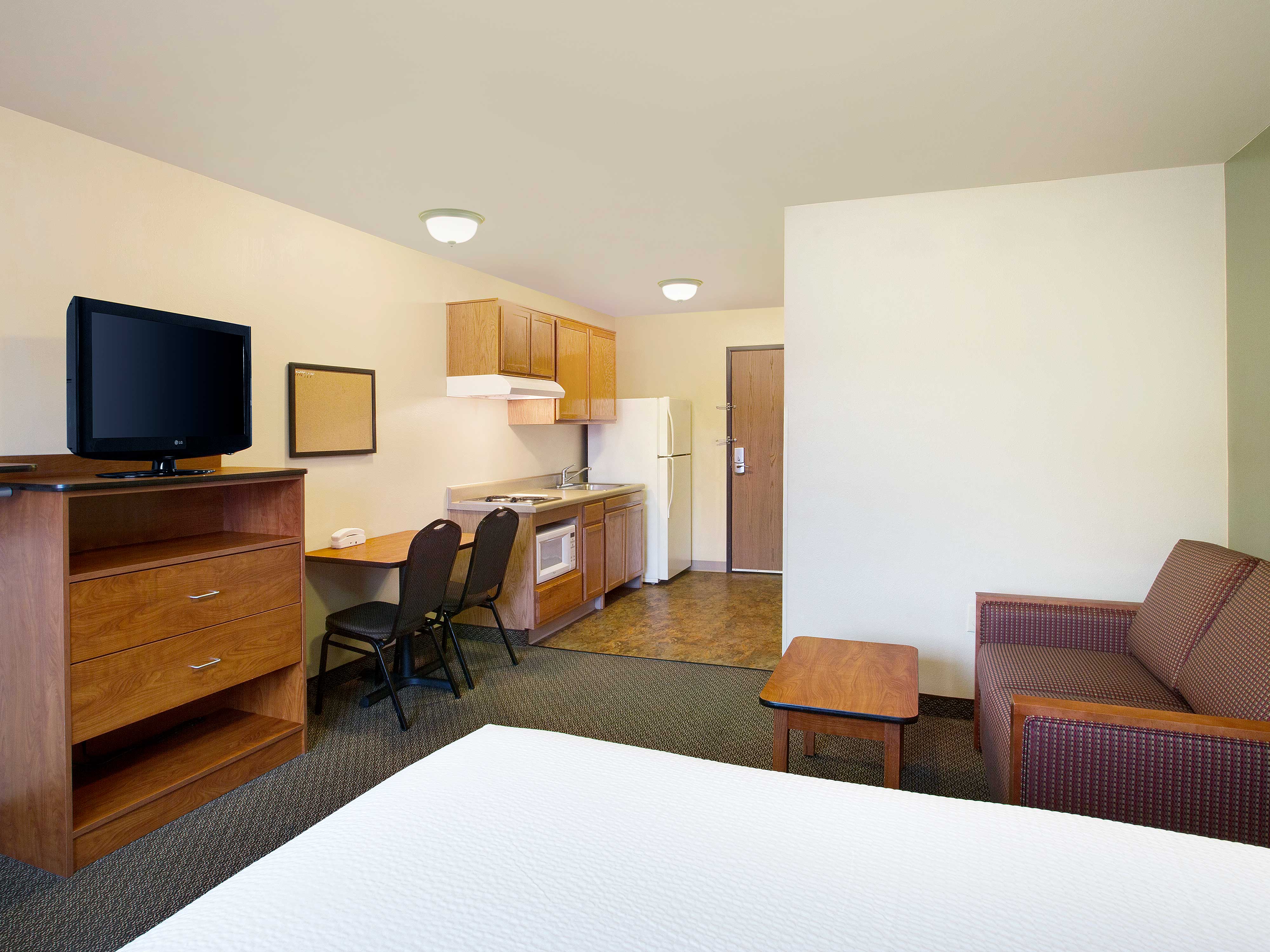 WoodSpring Suites Raleigh Northeast Wake Forest Photo