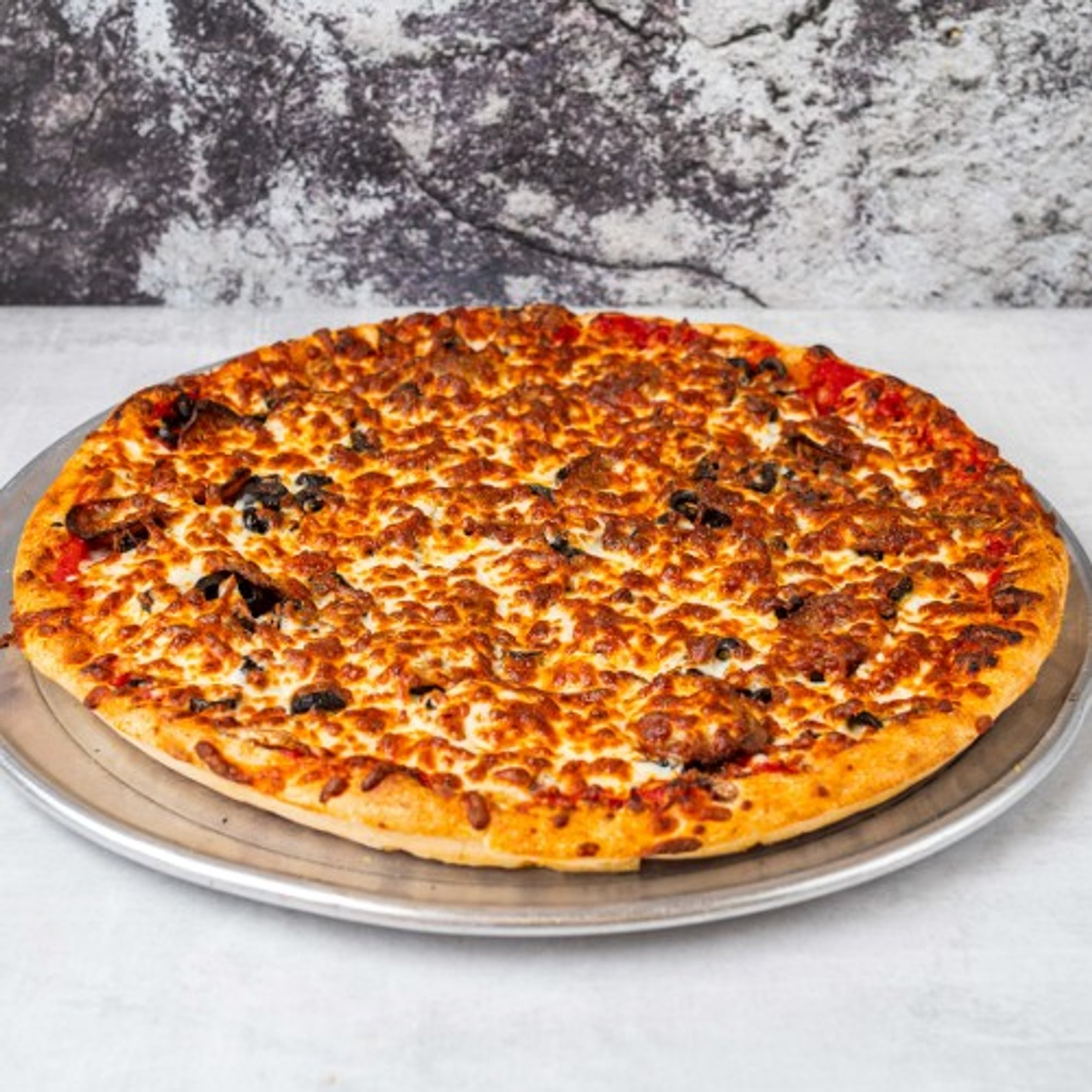 Romios Special Pizza (12" Medium)