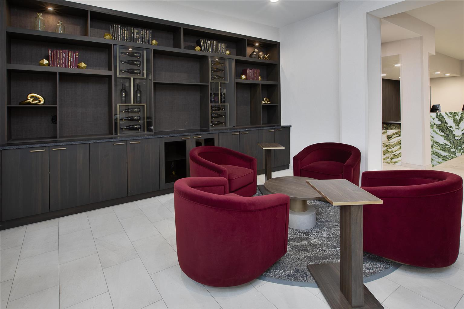 DoubleTree by Hilton Detroit Novi Image