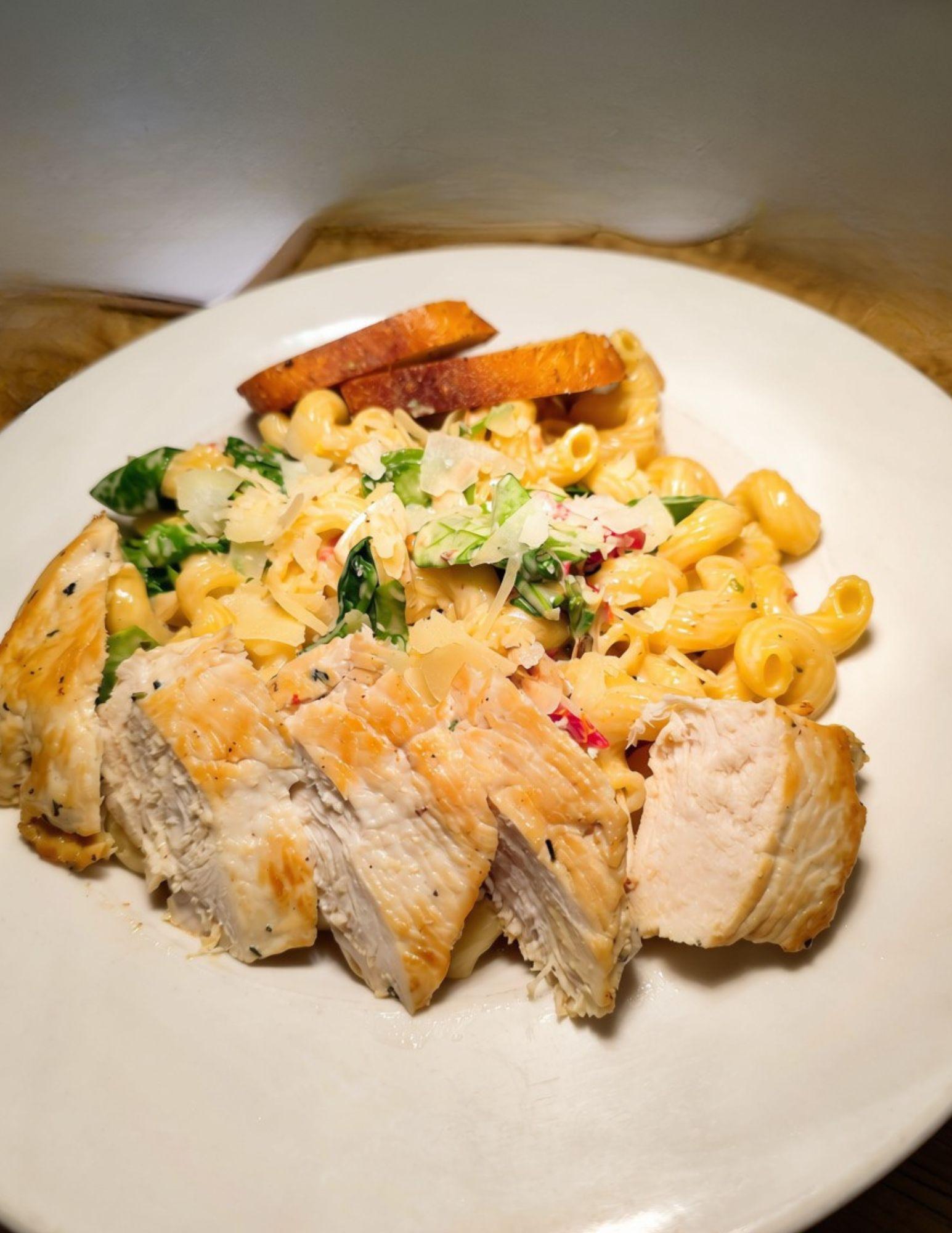 Tuscan Chicken Pasta