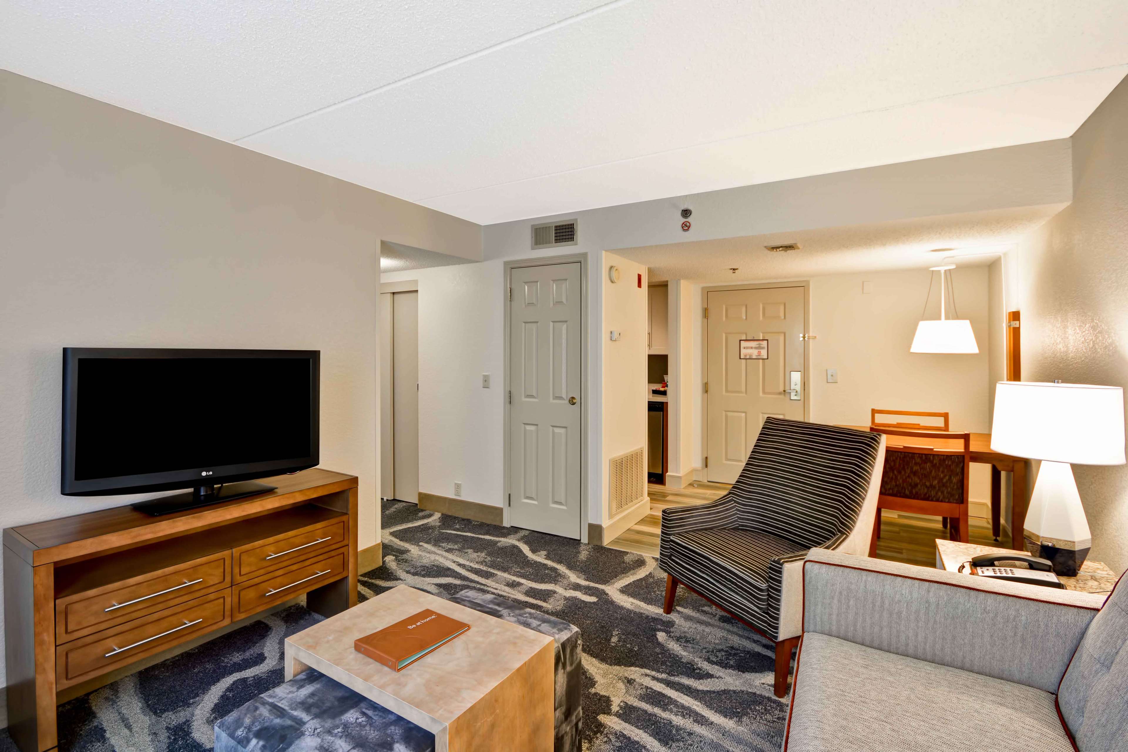 Homewood Suites by Hilton San Antonio-Northwest Photo