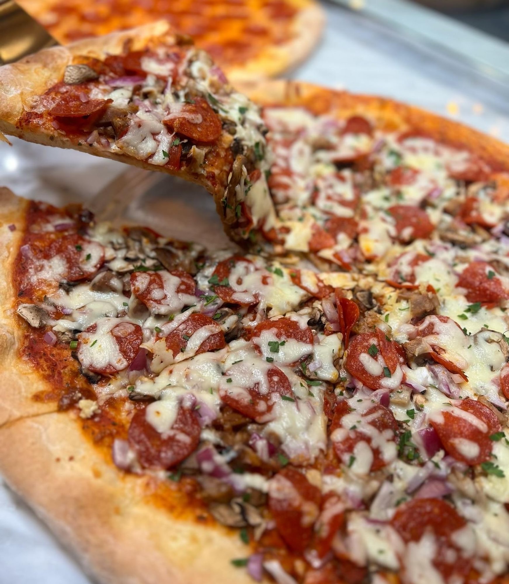 Delizia Della Casa Pizza