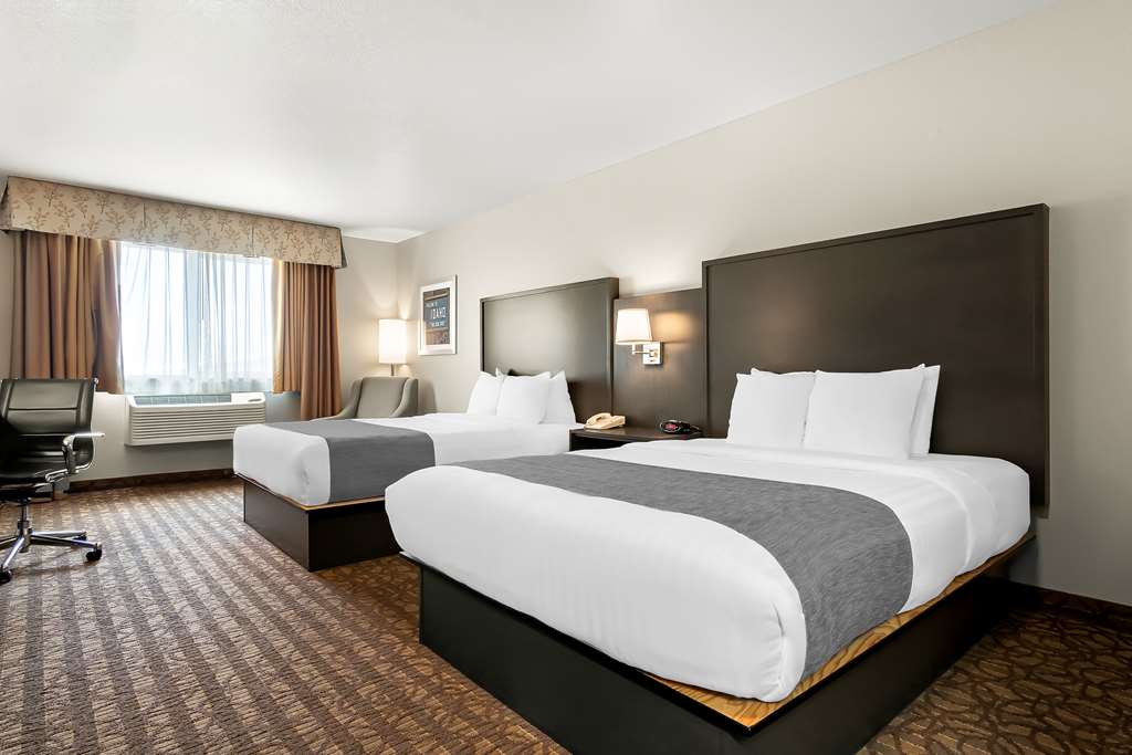 Best Western Sawtooth Inn & Suites Image