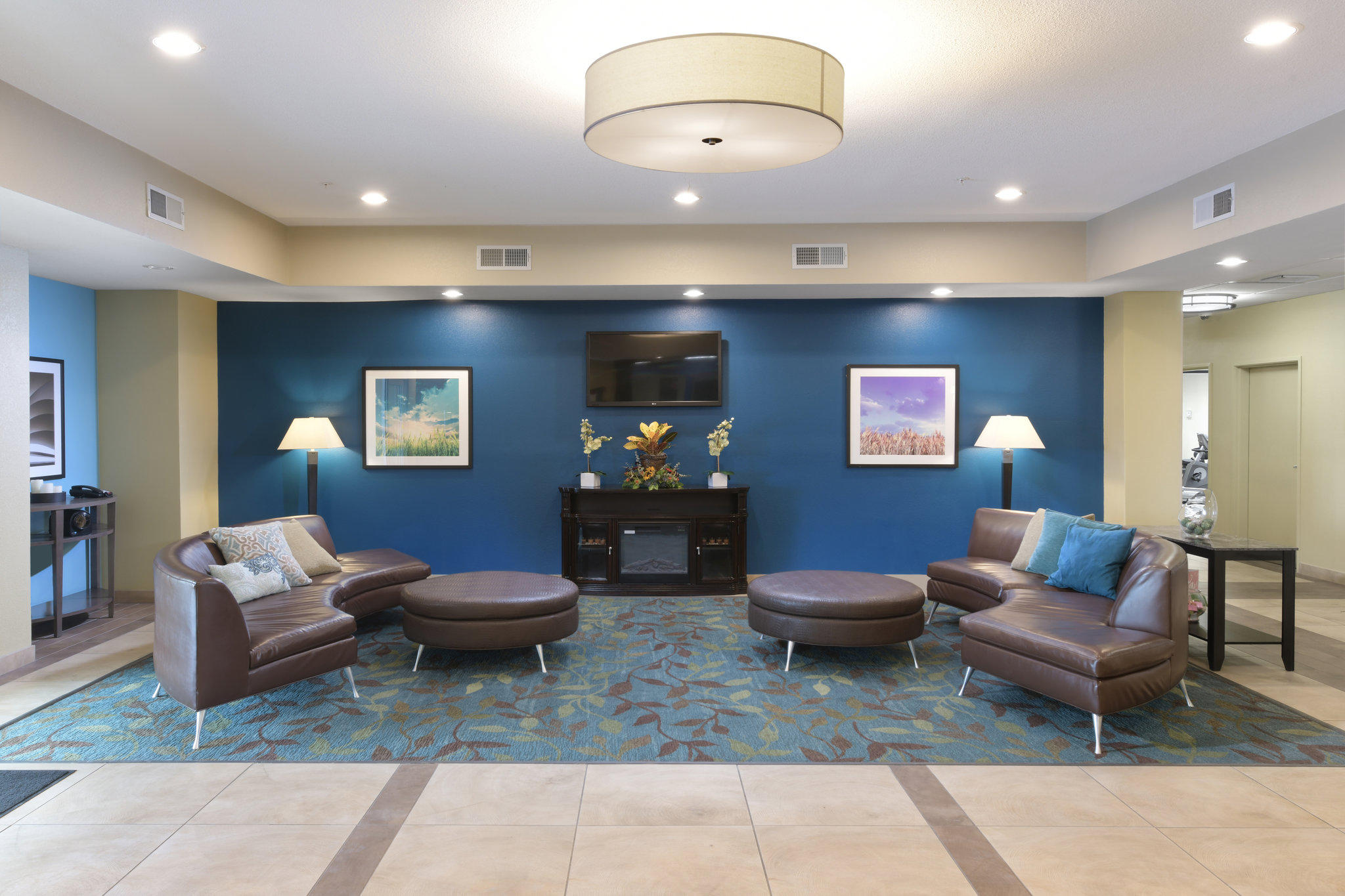 Candlewood Suites Odessa Photo