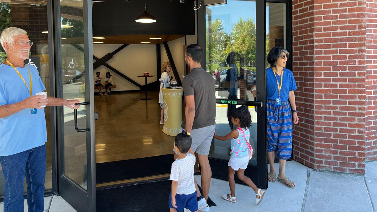 Blue Oaks Church Image