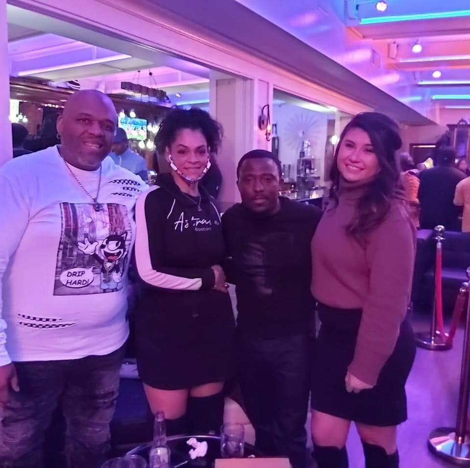 RHINO RESTAURANT & LOUNGE Image