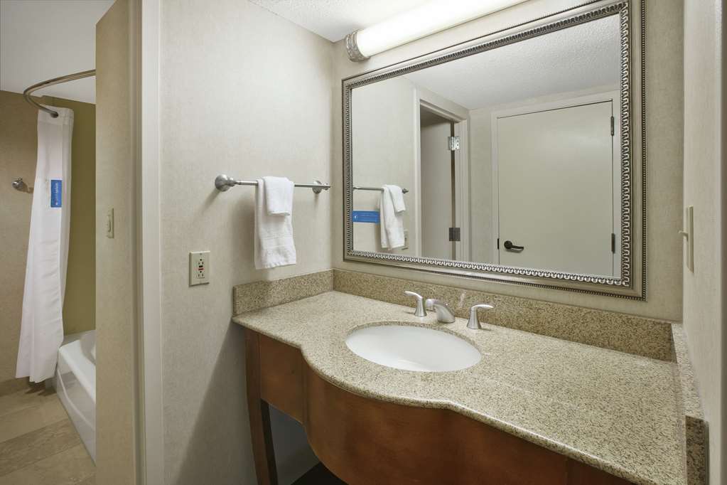 Hampton Inn Richmond West Innsbrook Image