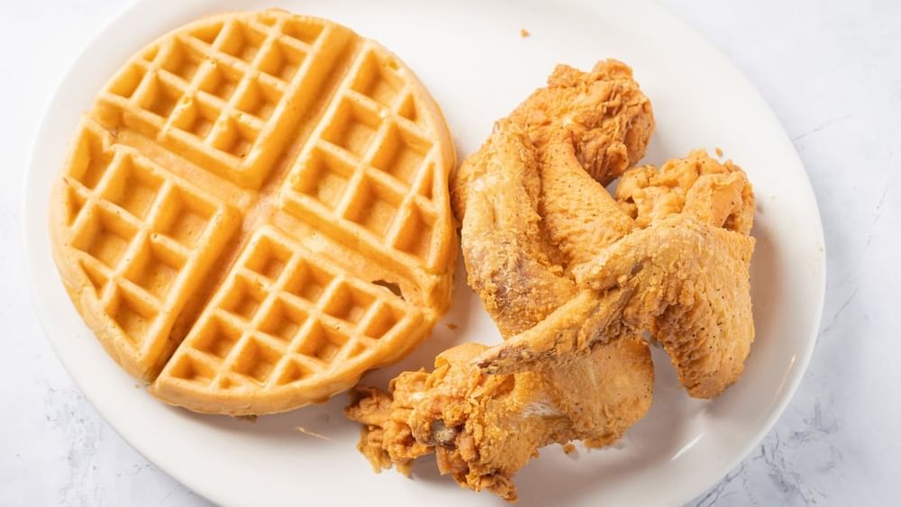 2 Wings & Waffle (Waffles)