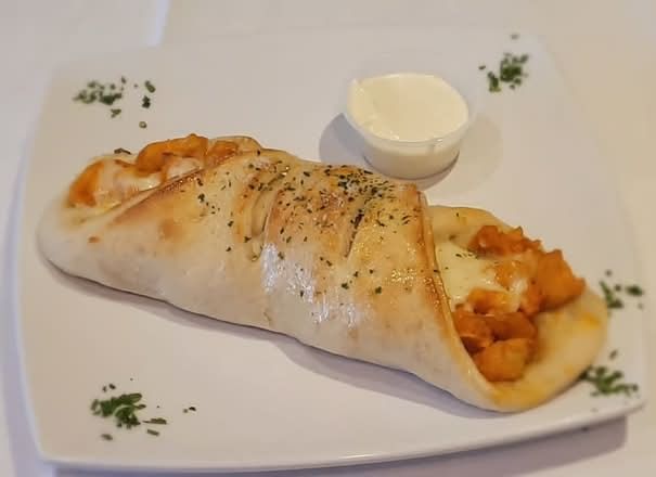 Buffalo Chicken Roll