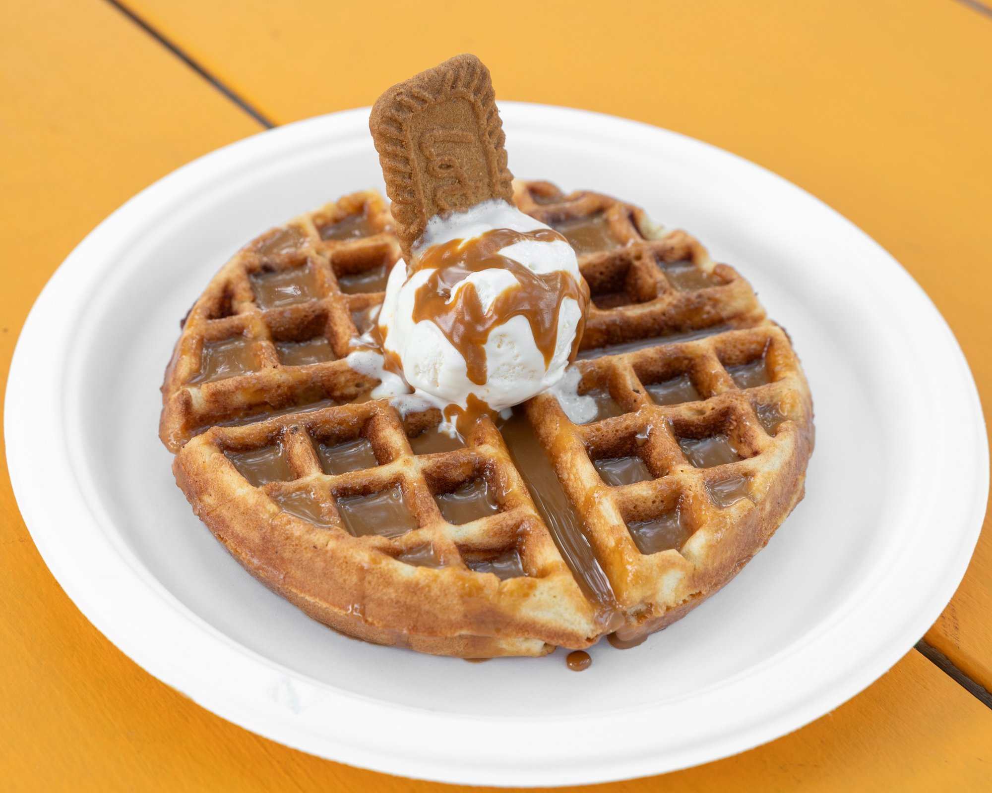 O - Golden Lotus Waffle