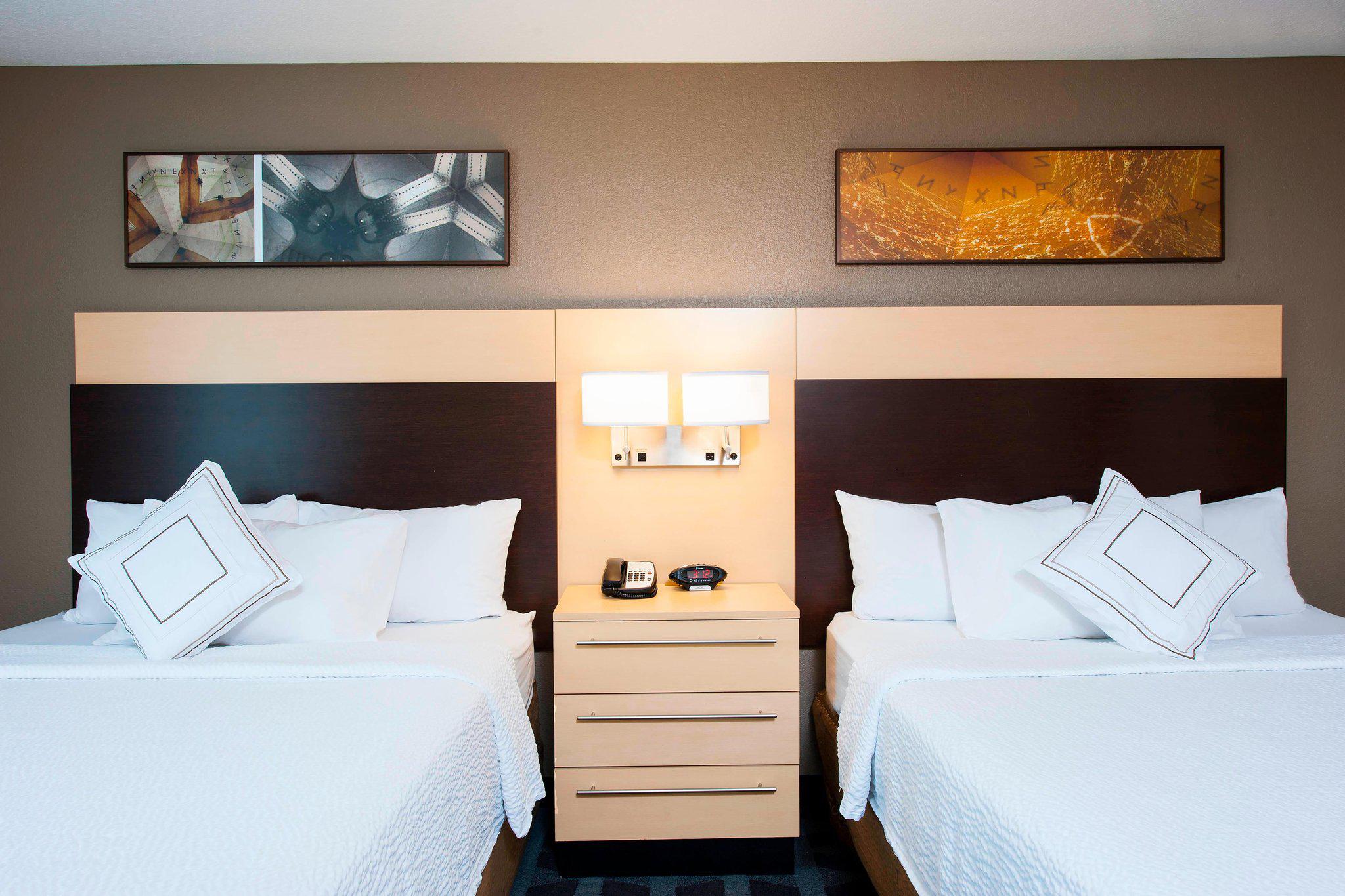 TownePlace Suites by Marriott Des Moines Urbandale Photo