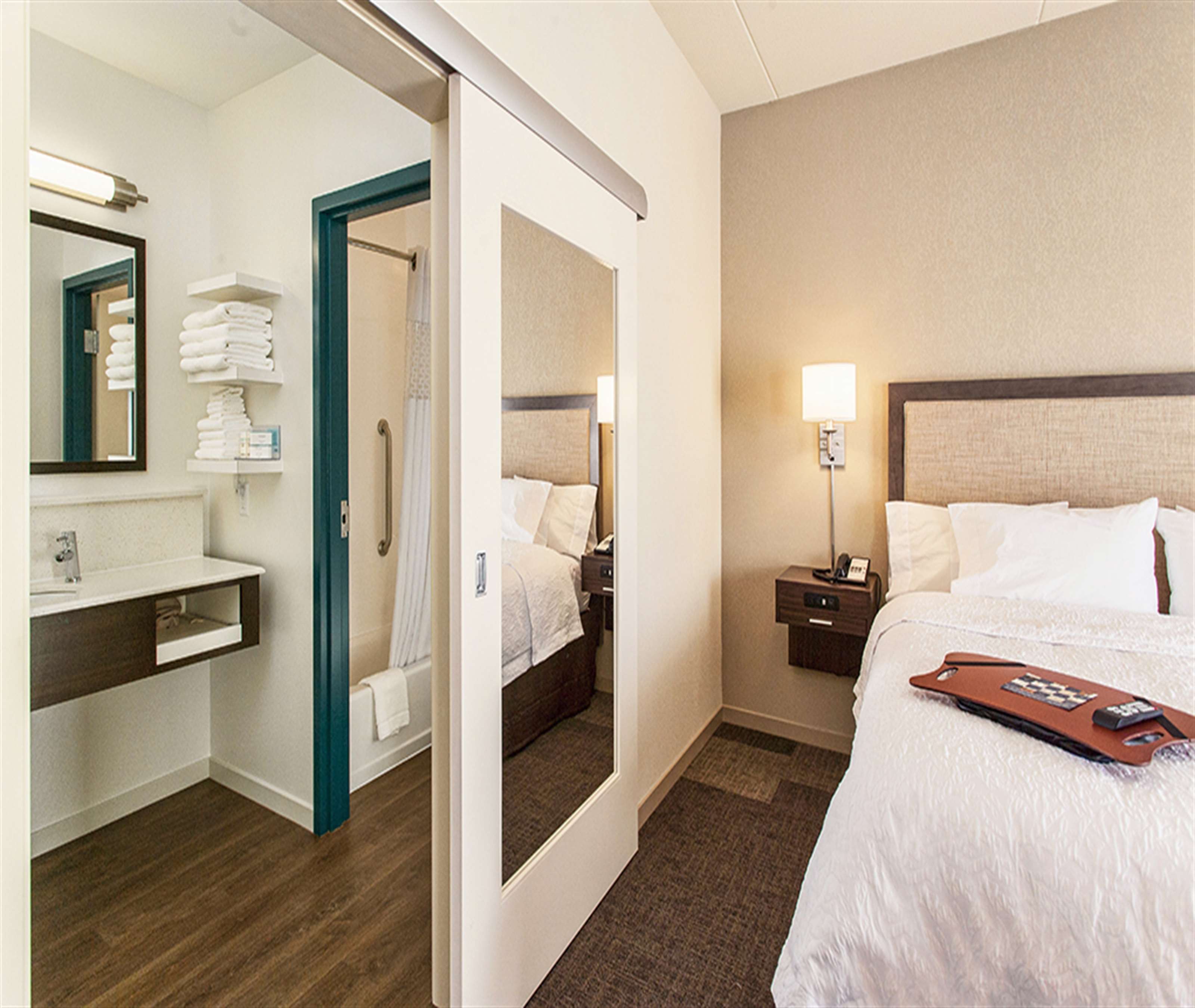 Guest room