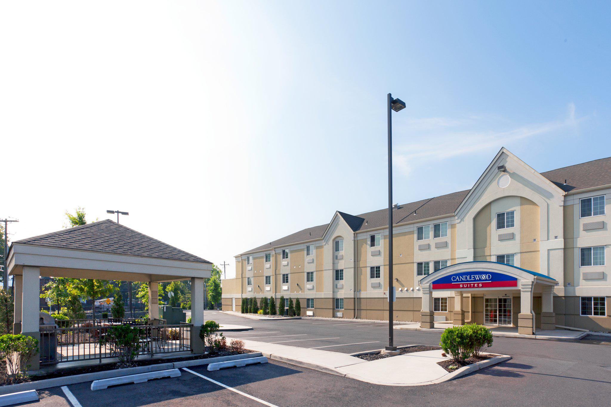 Candlewood Suites Secaucus - Meadowlands Photo