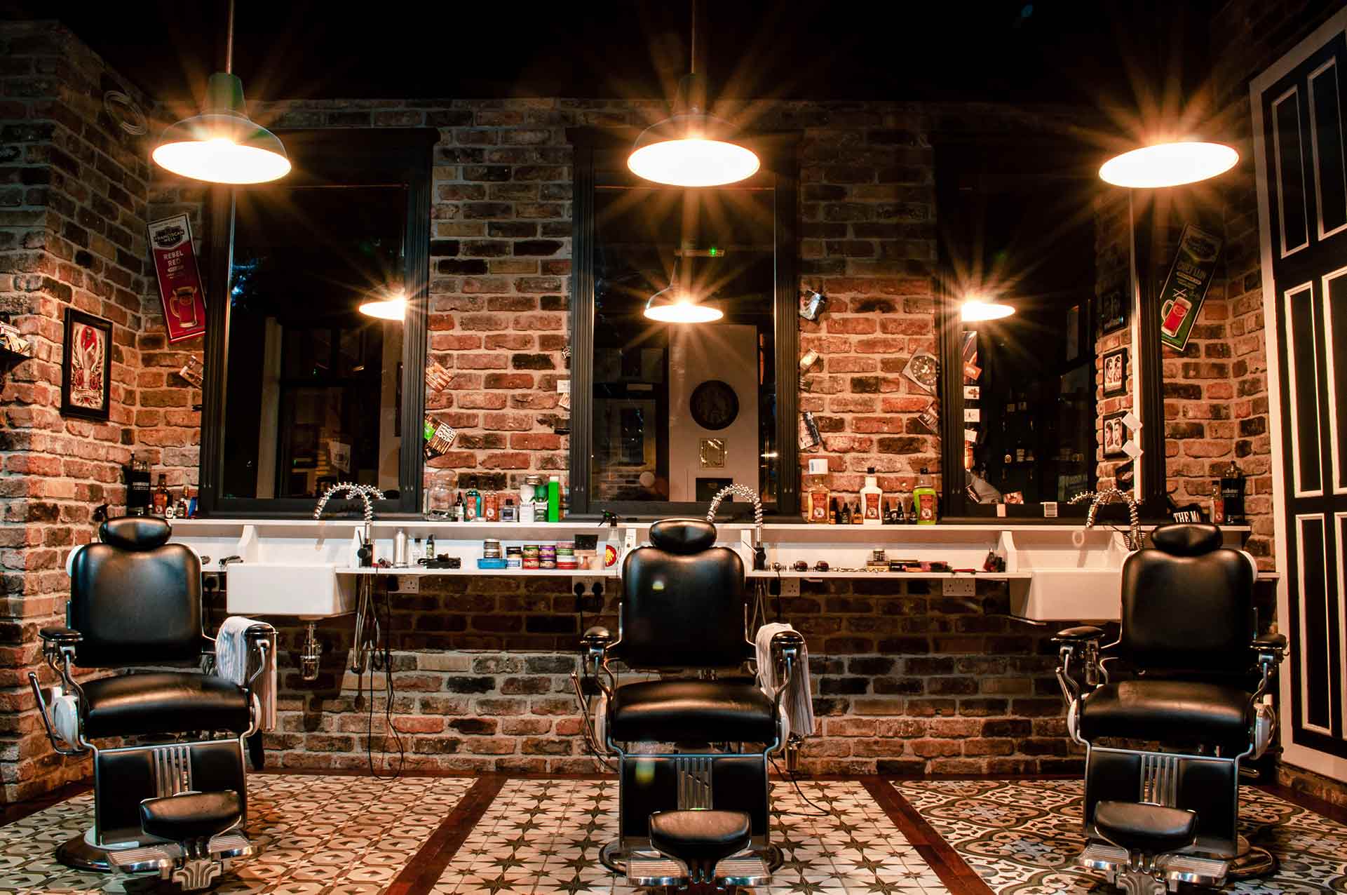 Kings and Queens Barber Shop Photo