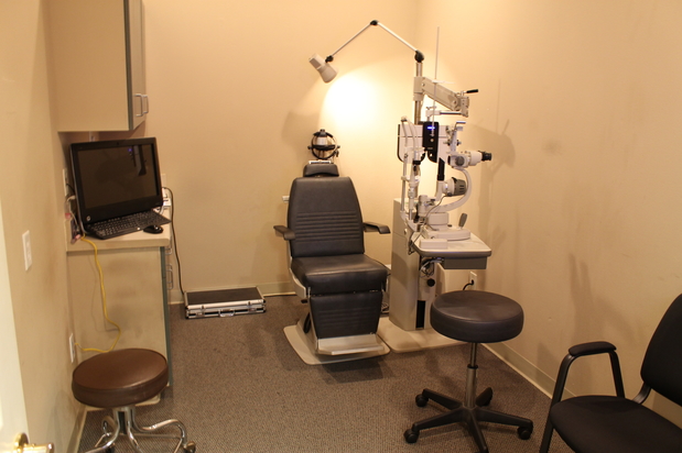Images August Wallace Eyecare Associates